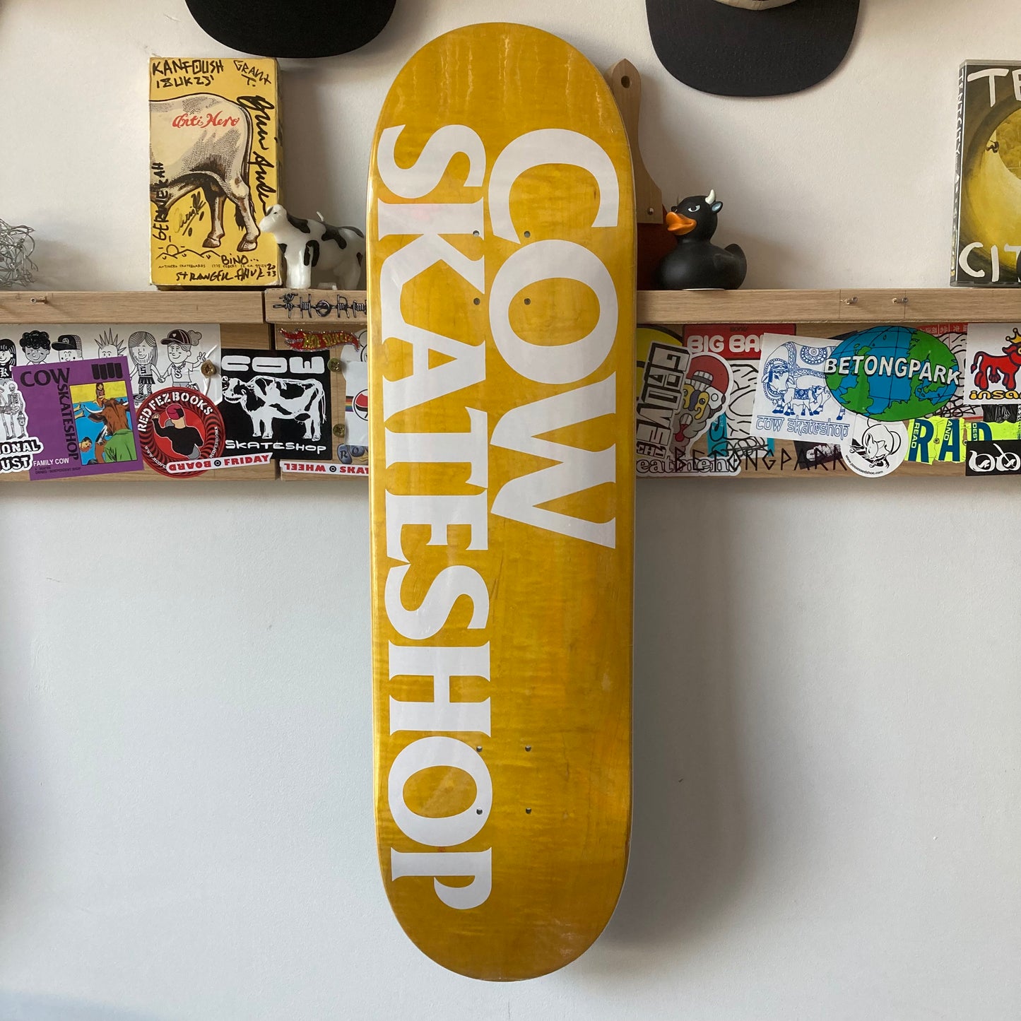 'Lost Dog' Shop Board - 8.38" (Yellow)