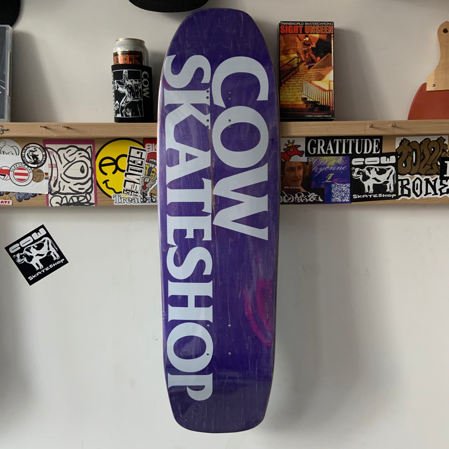 'Lost Dog' Shop Board 9.25" Grosso (Lavender)