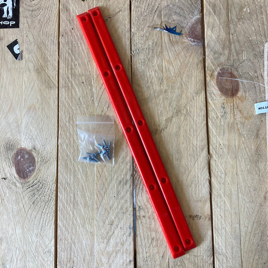 Shop Rails - Red