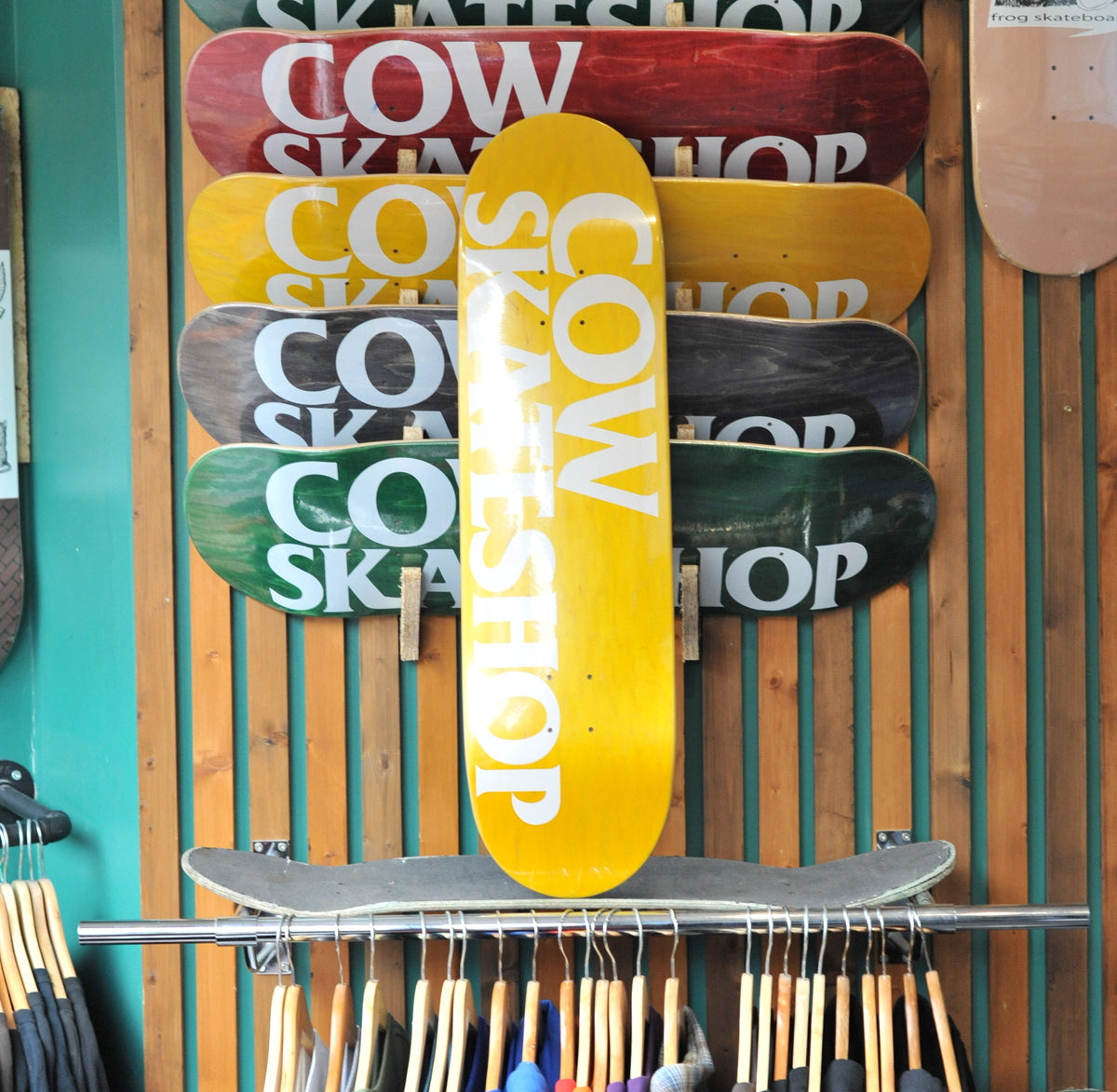'Lost Dog' Shop Board 8.38" Classic Shape (Yellow)