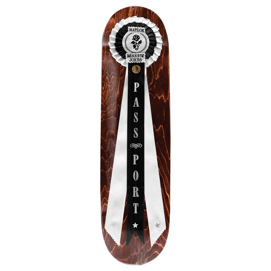 Passport Rosette Series Matlok 8.5"